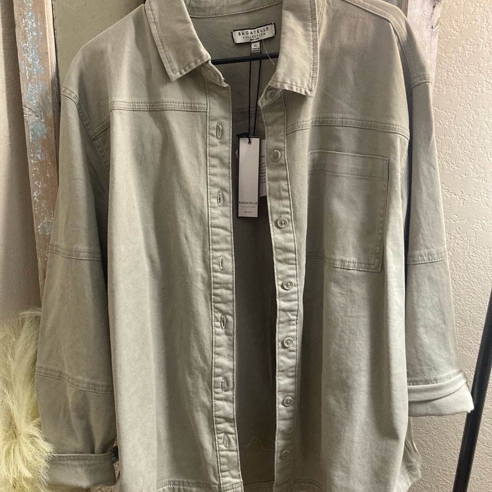 Women's Gray shirt/Jacket